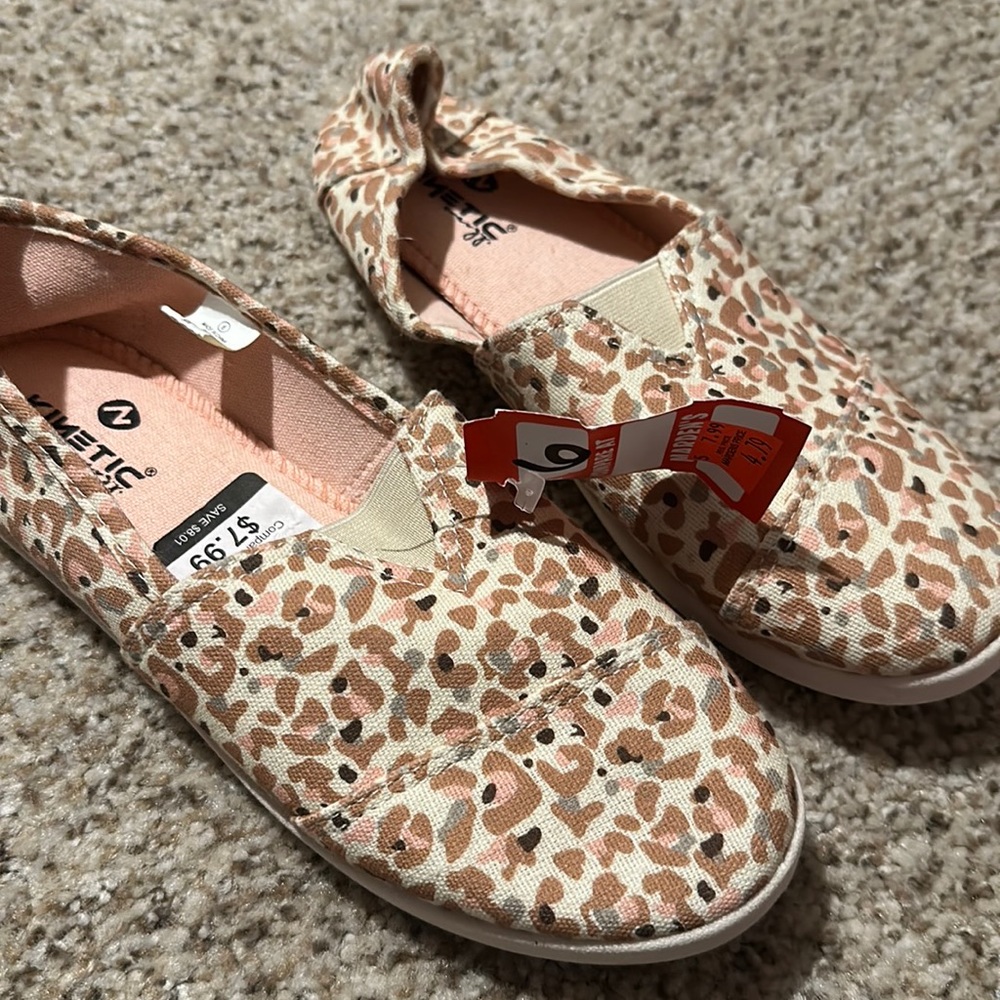 Adorable slip on shoes